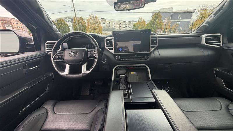 Used 2022 Toyota Tundra Platinum w/ Advanced Package AWD/4WD image 23