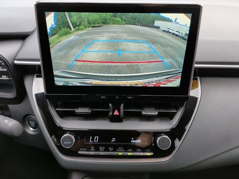 Used 2026 Toyota Corolla SE w/ SE Package FWD image 24