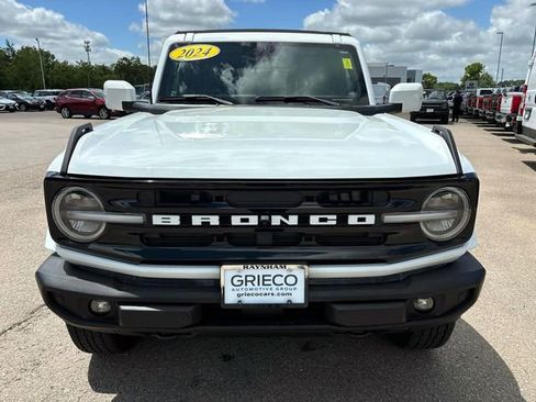 Used 2024 Ford Bronco Outer Banks AWD/4WD image 7