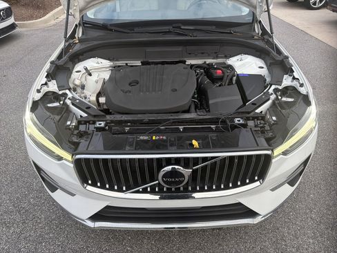 Certified 2023 Volvo XC60 B5 Plus w/ Climate Package image 36