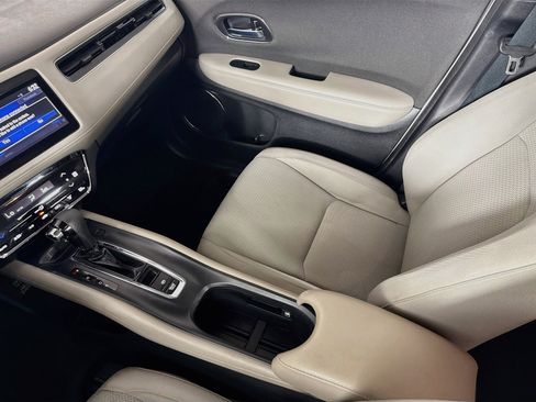 Certified 2021 Honda HR-V EX image 28