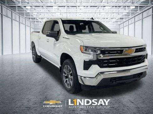 Used 2022 Chevrolet Silverado 1500 LT image 4