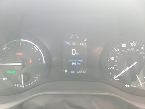 Used 2024 Toyota Sienna XLE image 23