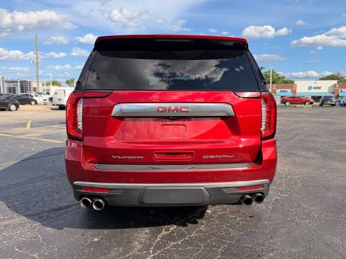 Used 2023 GMC Yukon Denali w/ Denali Reserve Package AWD/4WD image 4