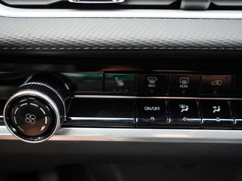 New 2026 Chevrolet Equinox LT w/ Safety and Technology Package image 14