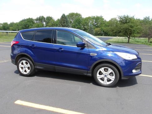 Used 2016 Ford Escape SE AWD/4WD image 1