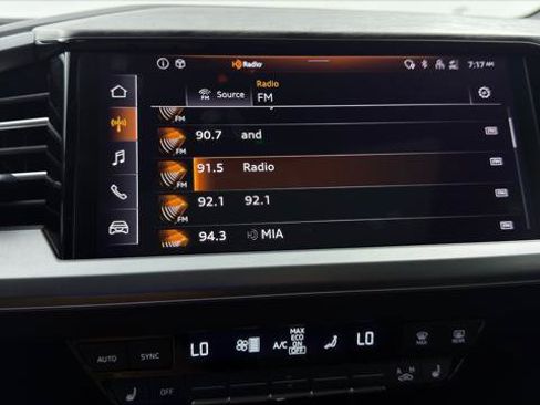 Used 2023 Audi Q4 e-tron Premium RWD image 31