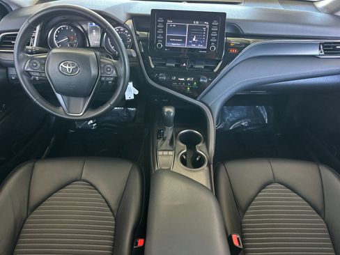 Used 2023 Toyota Camry SE FWD image 12