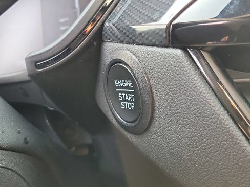 Used 2024 Ford Escape ST-Line FWD image 33