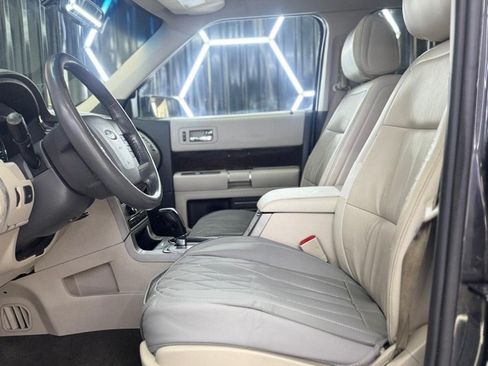 Used 2011 Ford Flex SEL w/ Rapid Spec Order Code FWD image 29