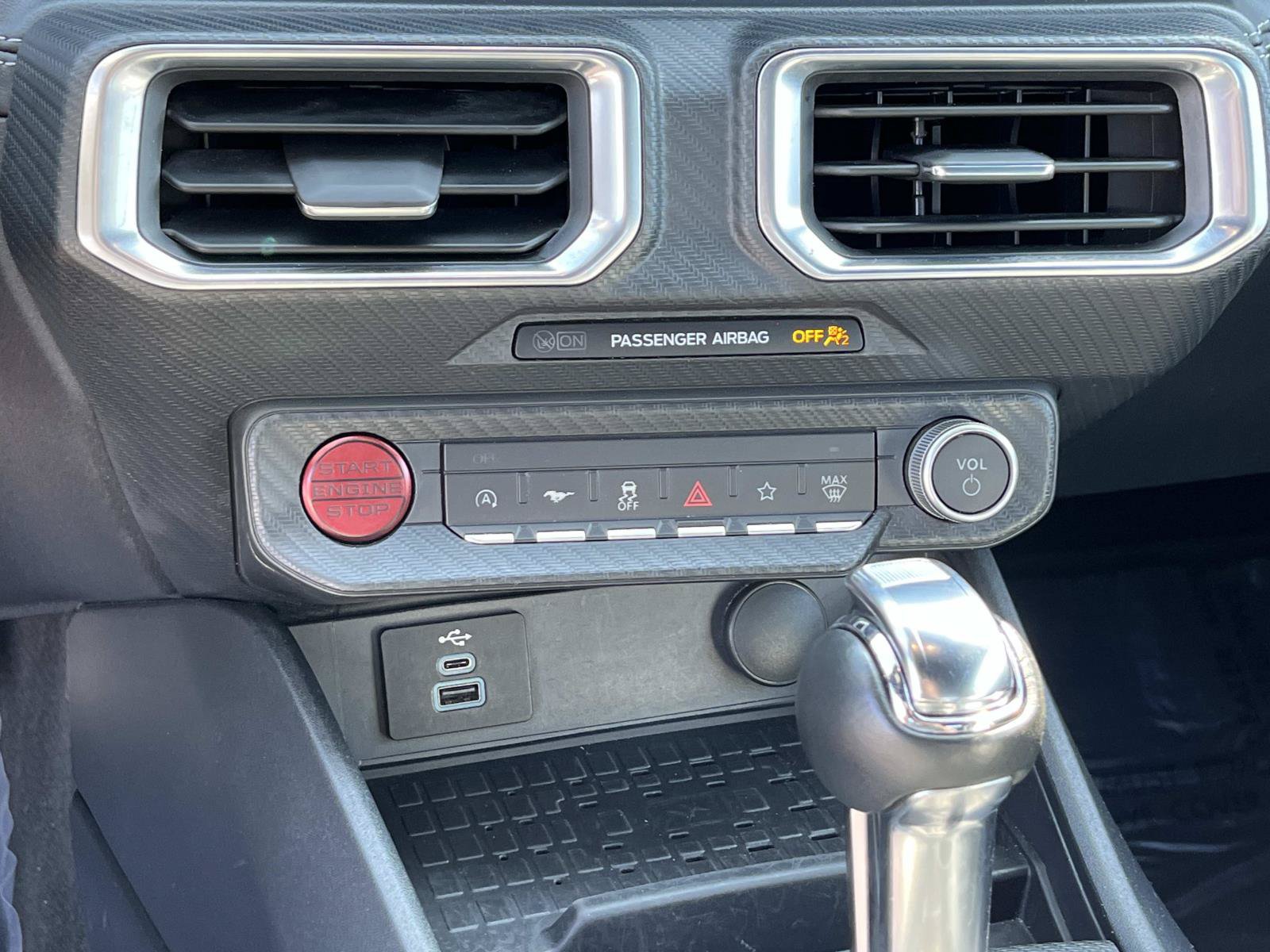 Used 2024 Ford Mustang Premium RWD image 29