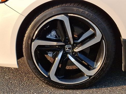 Used 2022 Honda Accord Sport Special Edition image 8