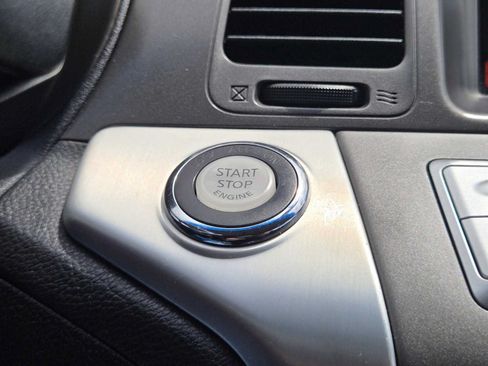 Used 2014 Nissan Murano S FWD image 30