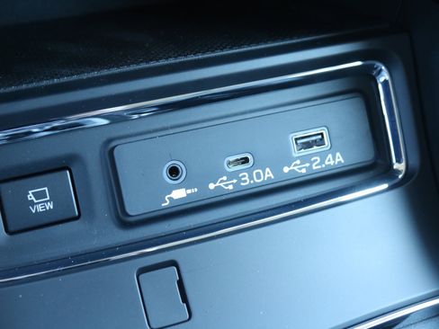 New 2025 Subaru Ascent Limited w/ Popular Package #2 image 28