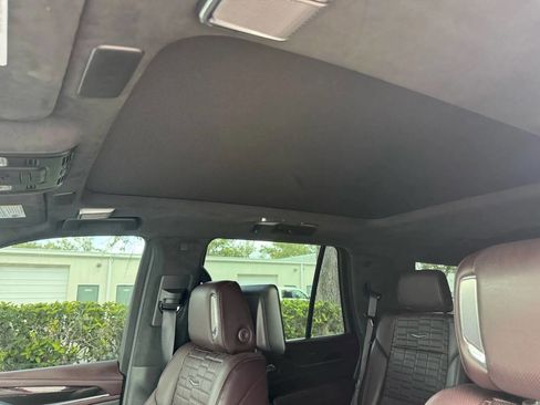 Used 2022 Cadillac Escalade Sport Platinum image 30