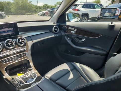 Used 2018 Mercedes-Benz C 300 4MATIC Sedan image 23