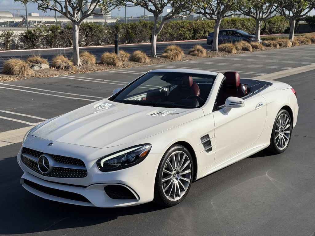 Used 2018 Mercedes-Benz SL 450 image 1