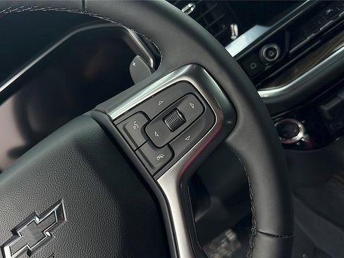 New 2026 Chevrolet Silverado 1500 RST w/ Redline Edition AWD/4WD image 8