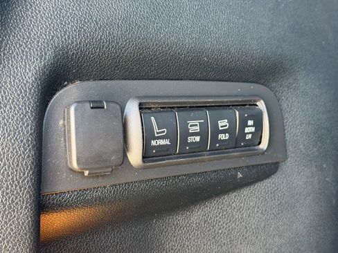 Used 2018 Ford Explorer Limited image 10