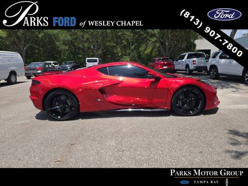 Used 2025 Chevrolet Corvette E-Ray AWD/4WD image 3