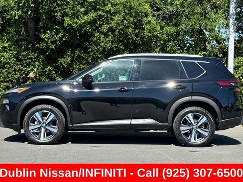 Used 2024 Nissan Rogue SL AWD/4WD image 7