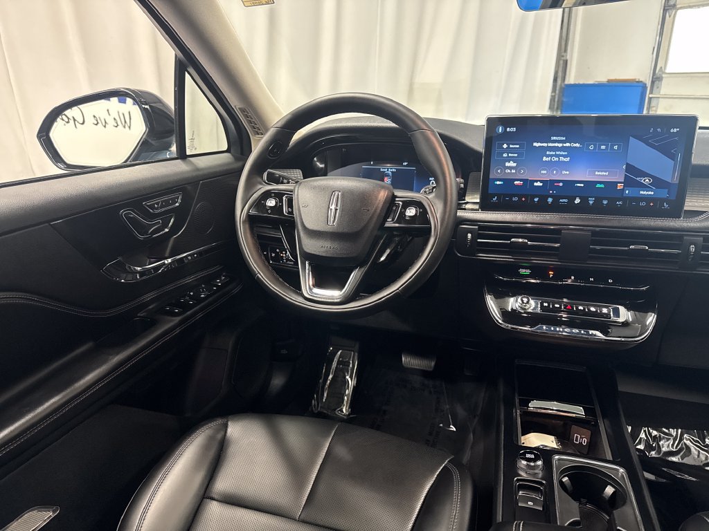 Used 2023 Lincoln Corsair AWD w/ Equipment Group 101A image 14