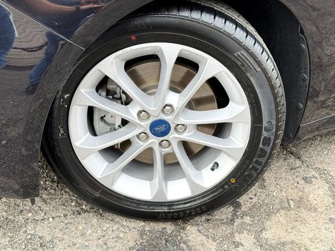 Used 2019 Ford Fusion Energi Titanium image 81