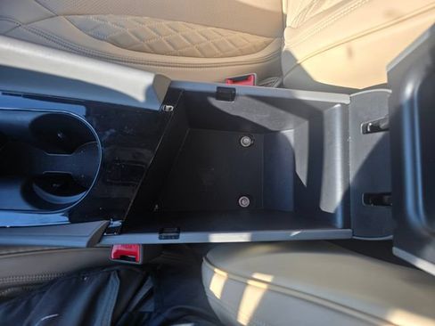 Used 2025 Hyundai Elantra SEL FWD image 28