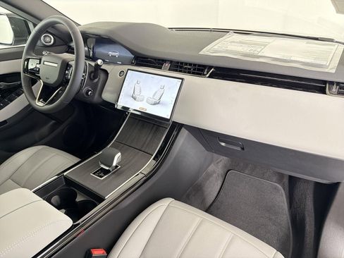 New 2026 Land Rover Range Rover Evoque S image 35