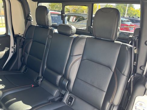 Used 2022 Jeep Gladiator Mojave w/ LED Lighting Group image 28