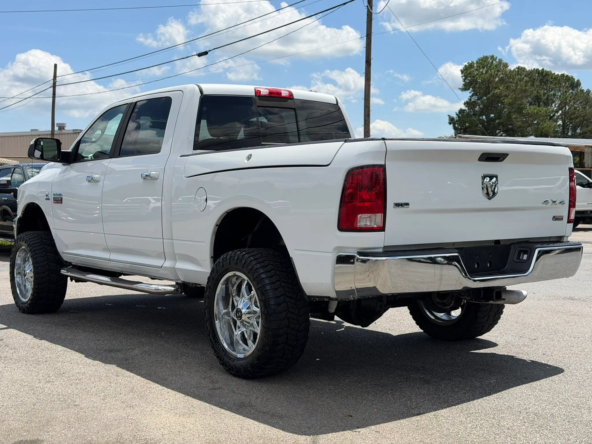 Used 2012 RAM 2500 SLT w/ Luxury Group AWD/4WD image 7