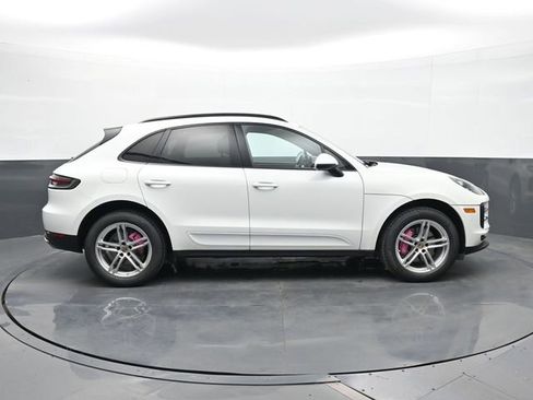 Certified 2019 Porsche Macan image 21