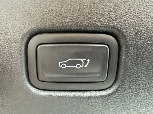 Used 2024 Hyundai Kona Limited FWD image 50