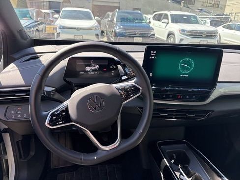 Used 2023 Volkswagen ID.4 Pro S AWD/4WD image 6