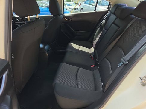 Used 2014 MAZDA MAZDA3 i Touring FWD image 18