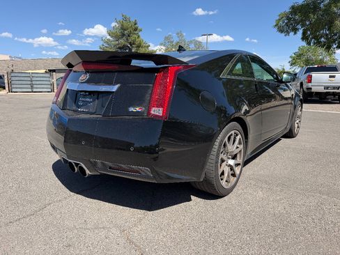 Used 2011 Cadillac CTS V RWD image 5