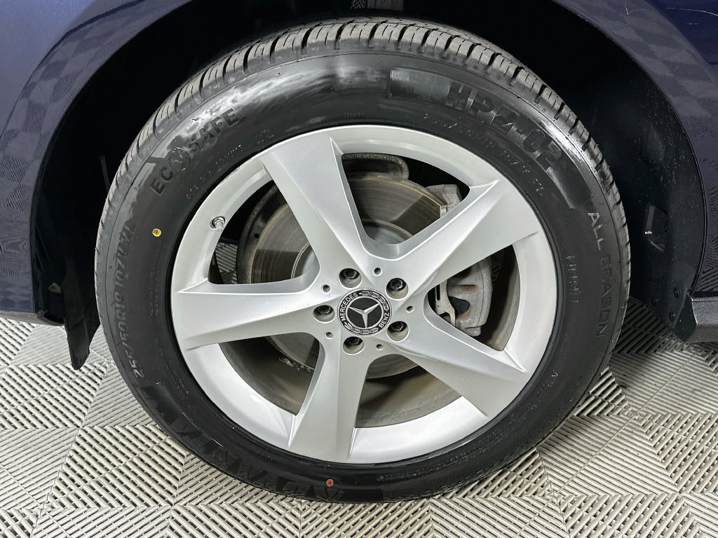 Used 2018 Mercedes-Benz GLE 350 4MATIC image 32