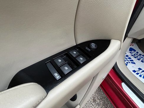 Used 2013 Cadillac XTS Premium image 35