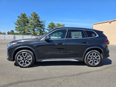 New 2026 BMW X1 xDrive28i w/ Technology Package AWD/4WD image 3