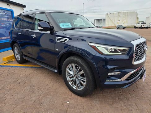 Used 2018 INFINITI QX80 4WD w/ Driver Assistance Package image 3