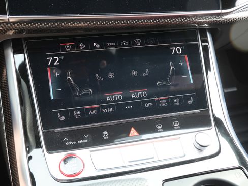 Used 2023 Audi SQ7 Prestige image 25