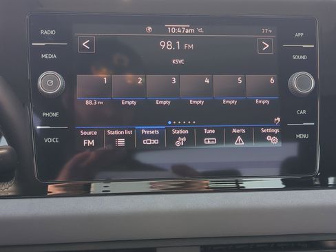 New 2025 Volkswagen Jetta SE image 14