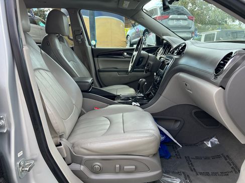 Used 2016 Buick Enclave Leather image 16