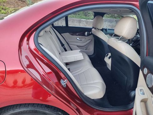 Used 2017 Mercedes-Benz C 300 4MATIC Sedan image 18