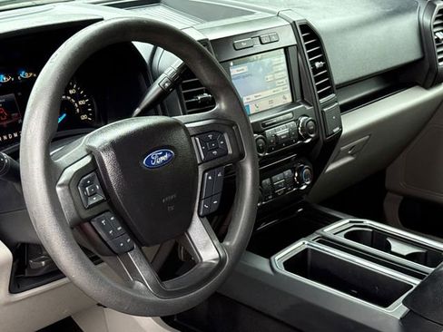 Used 2017 Ford F150 XL w/ Equipment Group 101A Mid RWD image 18