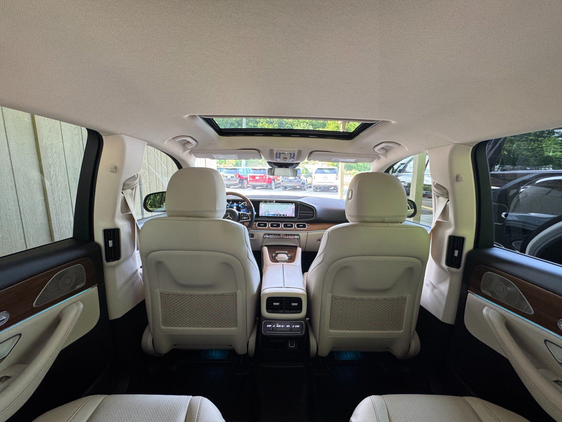 Used 2022 Mercedes-Benz GLS 450 4MATIC image 48