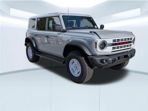 New 2026 Ford Bronco Heritage Edition image 9