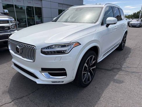 Used 2024 Volvo XC90 B6 Ultimate AWD/4WD image 9
