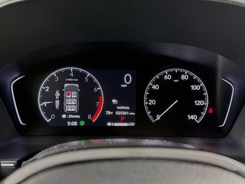 Used 2023 Honda Pilot Touring image 12