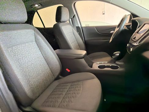 Used 2024 Chevrolet Equinox LT w/ LPO, Floor Liner Package image 28